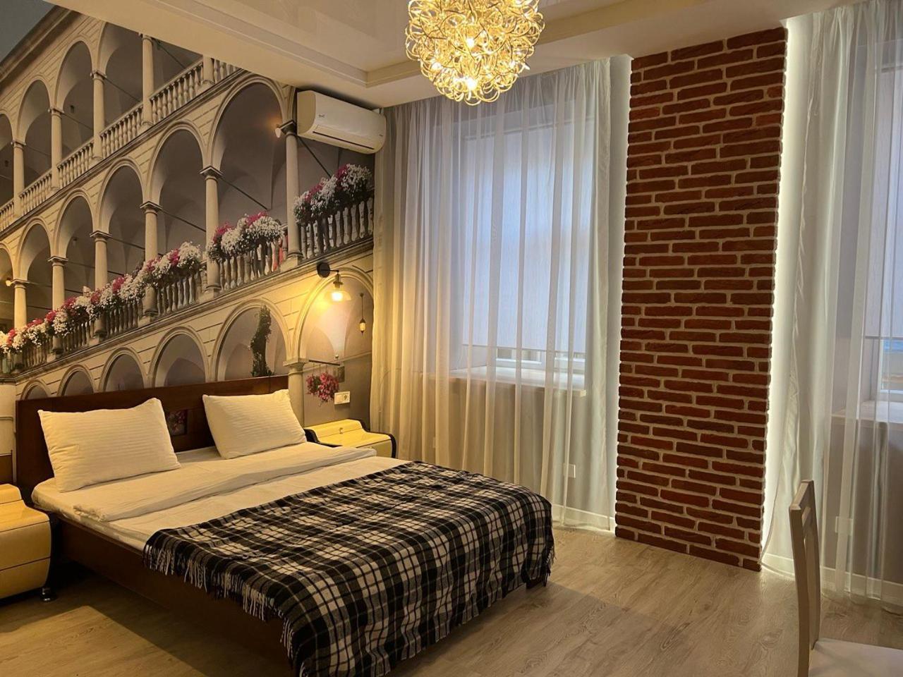 Apartments Vip Avalon Львов Экстерьер фото