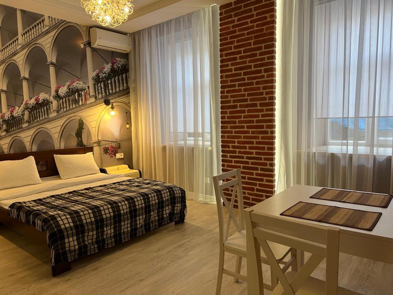 Apartments Vip Avalon Львов Экстерьер фото