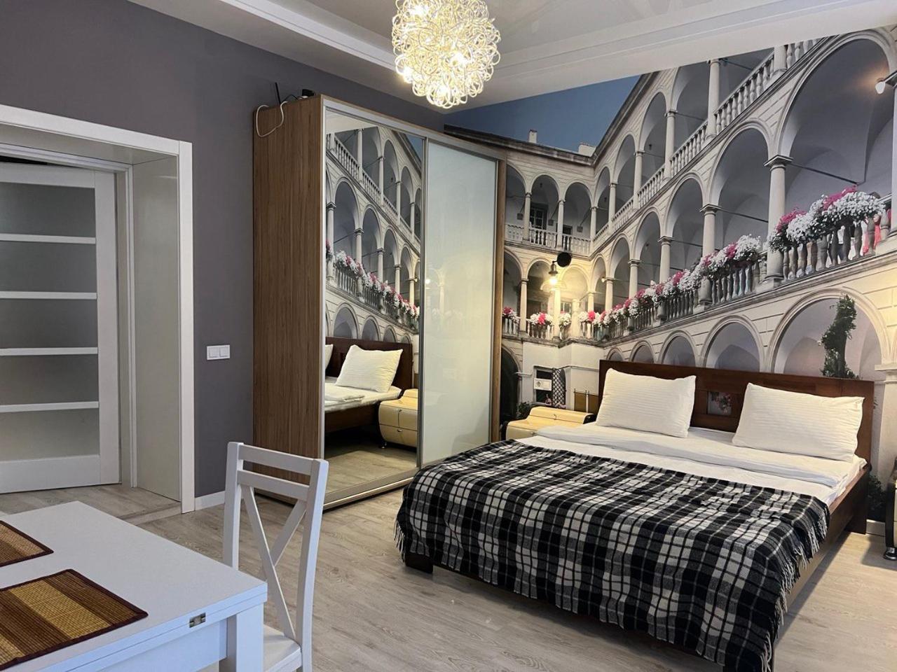 Apartments Vip Avalon Львов Экстерьер фото