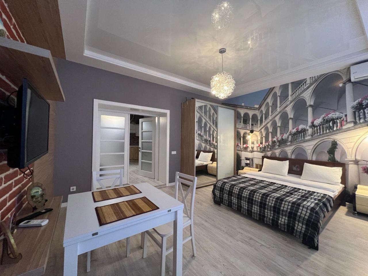 Apartments Vip Avalon Львов Экстерьер фото
