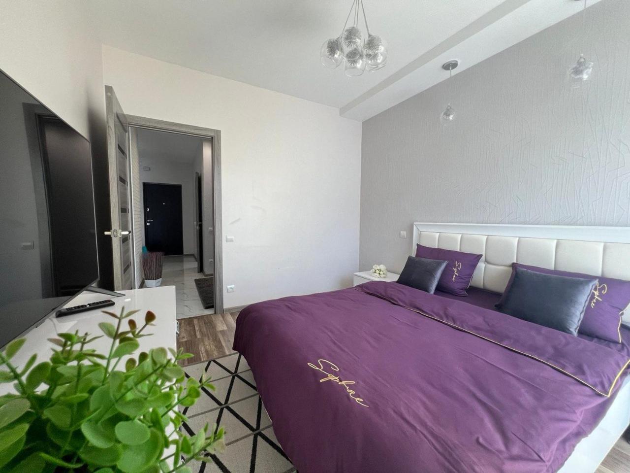 Apartments Vip Avalon Львов Экстерьер фото