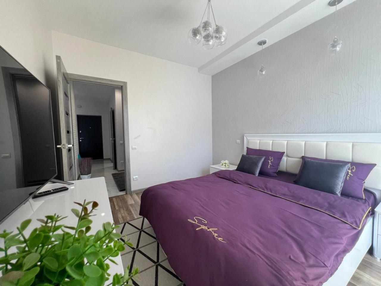Apartments Vip Avalon Львов Экстерьер фото