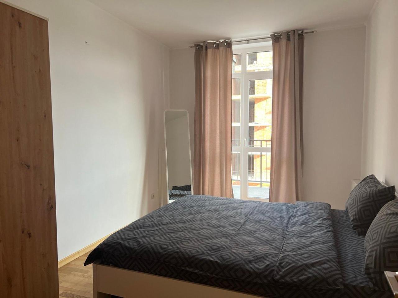 Apartments Vip Avalon Львов Экстерьер фото