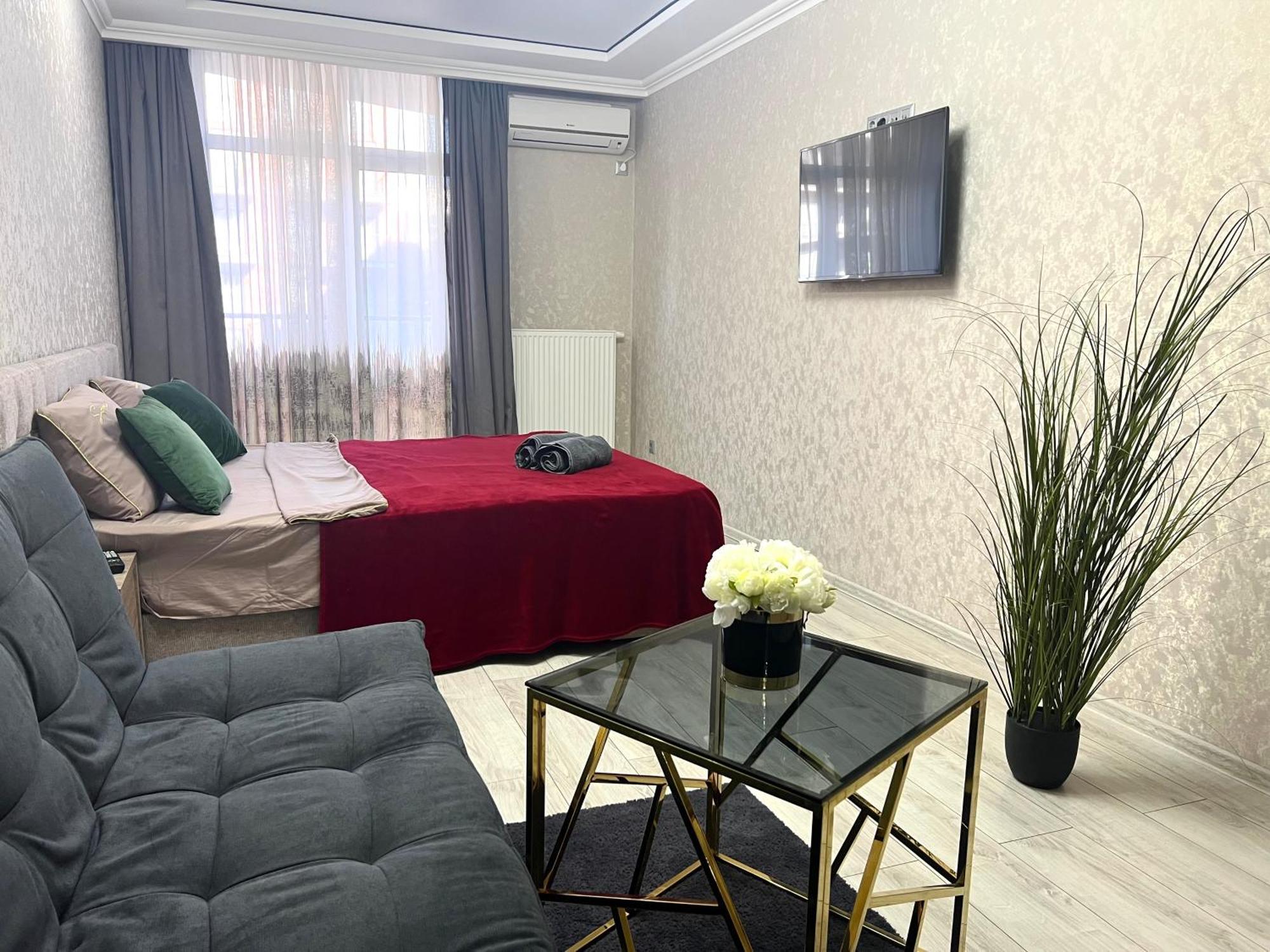 Apartments Vip Avalon Львов Экстерьер фото